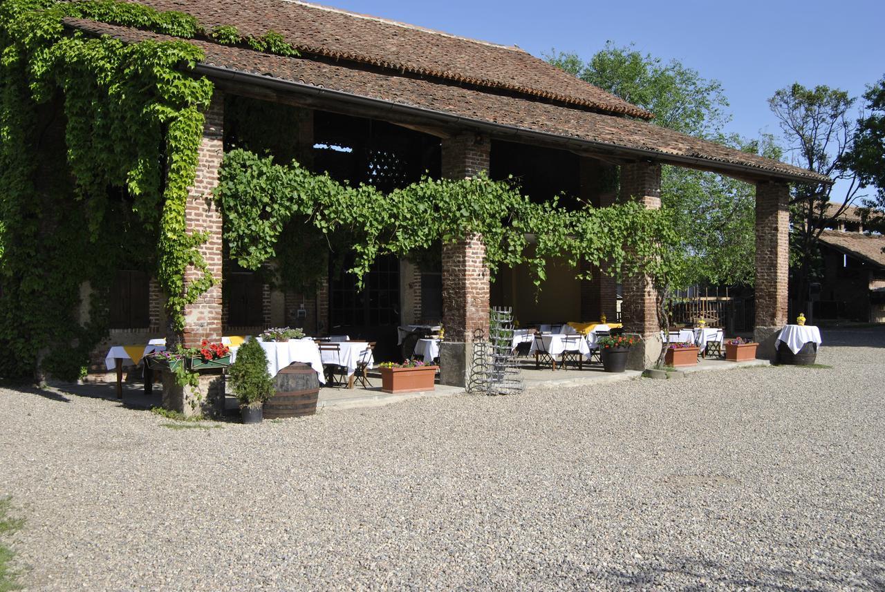 Agriturismo Cascina Selva Acomodação com café da manhã Ozzero Exterior foto